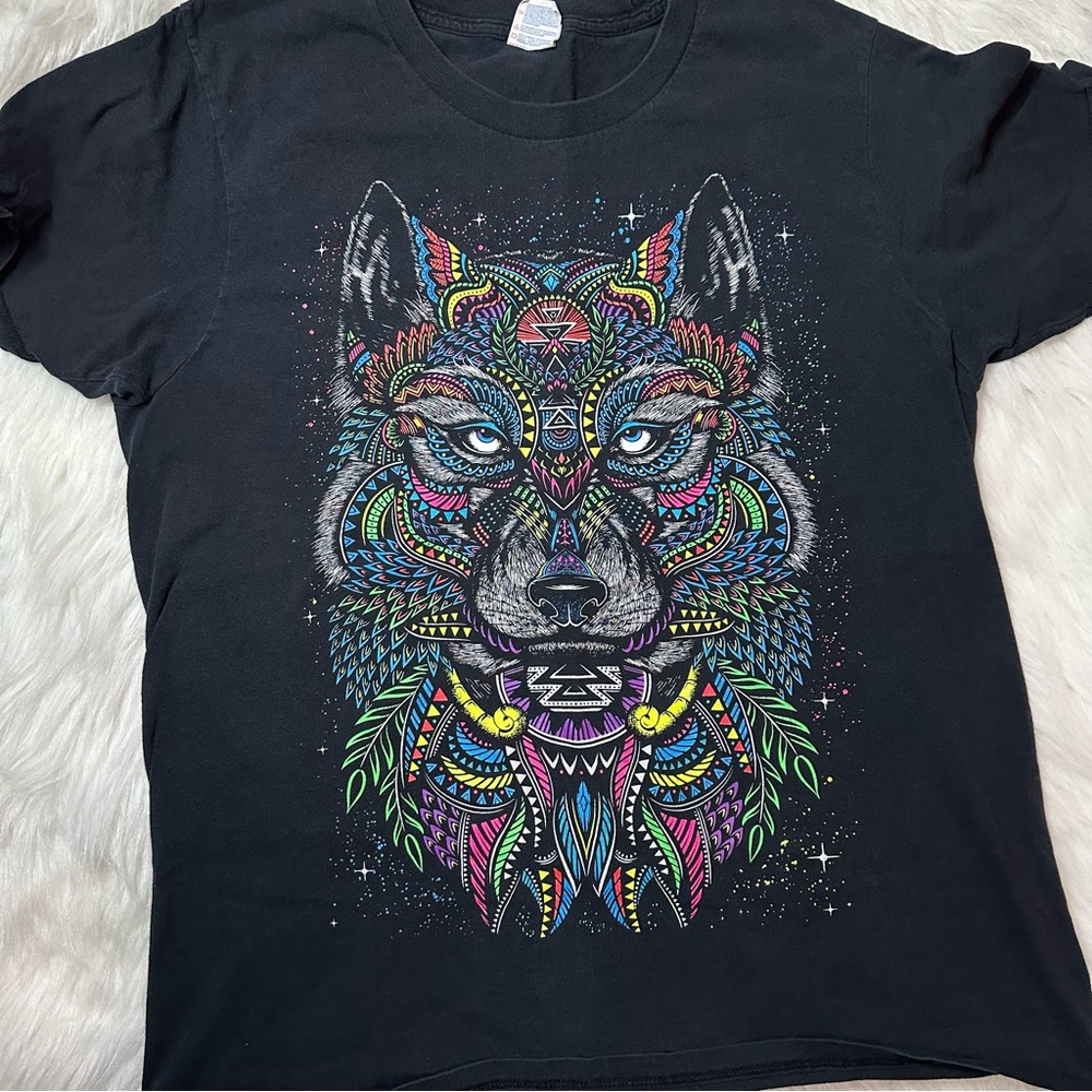 Vintage Wolf Tee Neon Bold Color Size Large